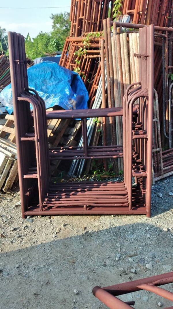 Vertical Frame (Scaffolding) - Image 2